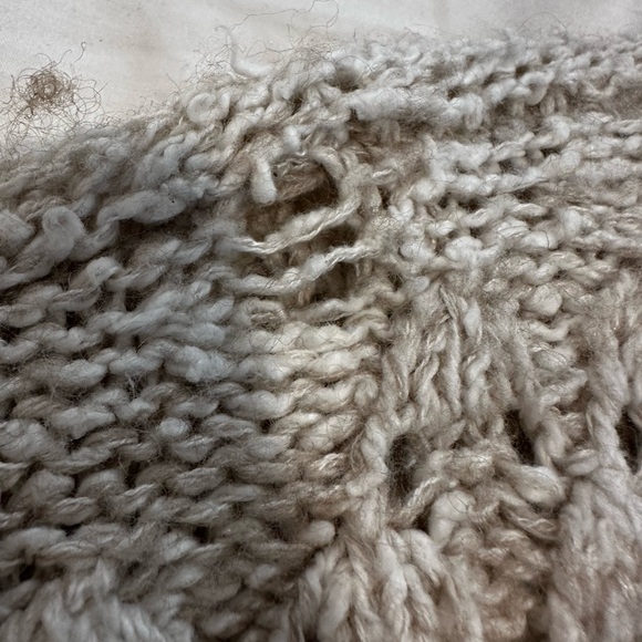 Free People Oversized Sz: S Cable Knit Chunky Cream Cardigan. Toggle Buttons. - Picture 6 of 16